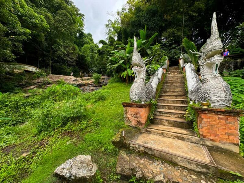 Private tour Chiangmai , Explore hidden gems Lanna temple - FAQ