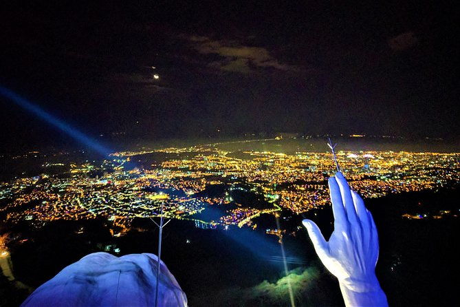 private-tour-city-night-tour-cerro-del-santisimo-culture