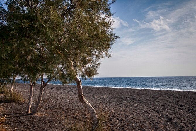 private-tour-discover-south-of-santorini