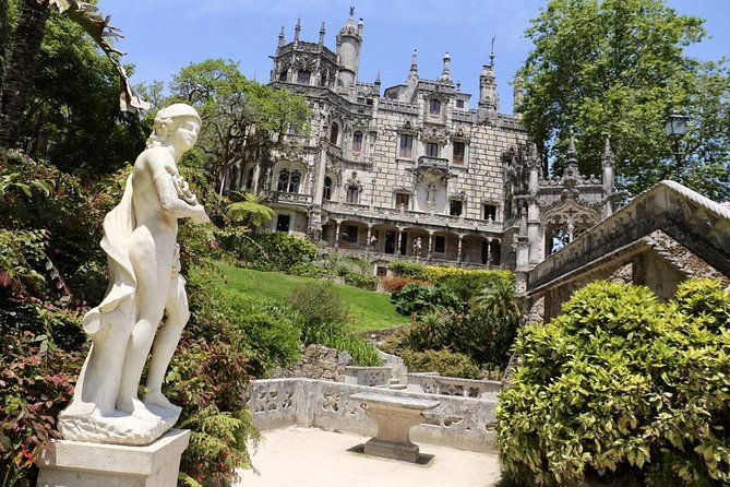 private-tour-discover-the-best-of-sintra-in-a-half-day-tour-2