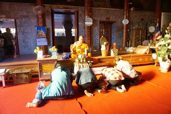 Private-Tour Doi Suthep Temple and Khun Chang Kien Village Half-Day - Key Points