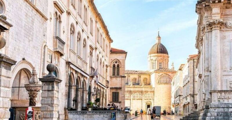 private-tour-dubrovnik-city-walls-walking-tour-tickets-inc