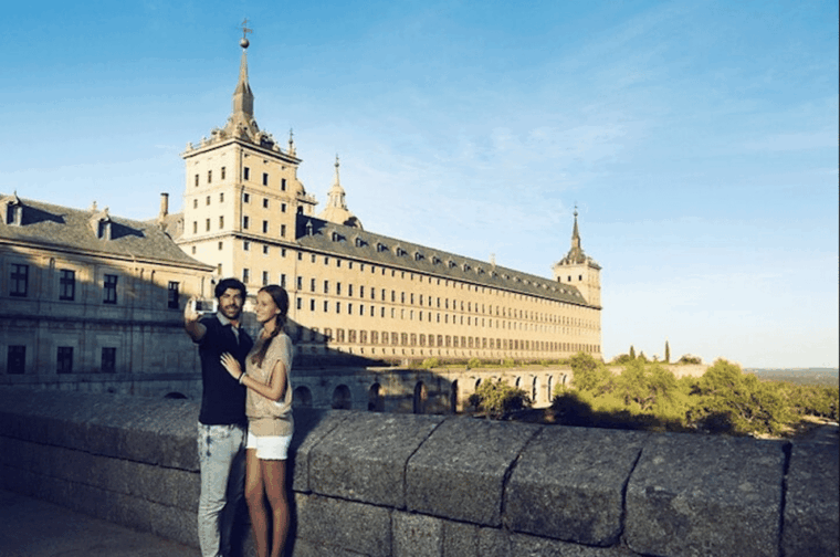 private-tour-escorial-segovia-from-madrid-with-hotel-pickup