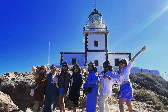 private-tour-experience-in-santorini-island