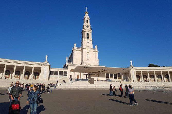 private-tour-fatima-nazare-batalha-obidos