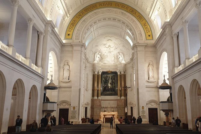 private-tour-fatima-nazare-batalha-obidos