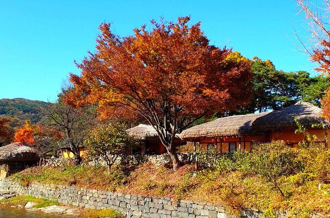 Private Tour Folk Village, Suwon hwaseong fortress,Icheon Ceramic - FAQs
