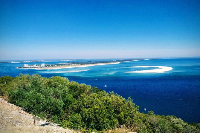 private-tour-for-1-to-4-people-of-arrabida-and-its-landscapes