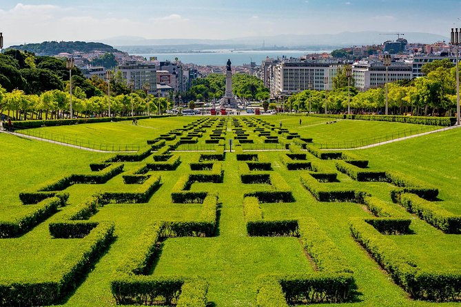 private-tour-for-small-groups-of-7-days-in-portugal-from-lisbon
