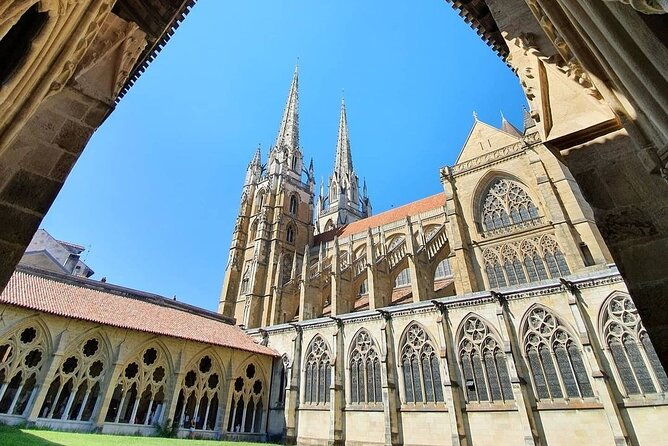 private-tour-french-coast-bayonne-biarritz-and-san-juan-de-luz-2