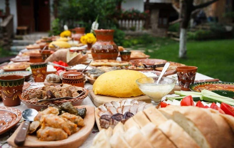 Private Tour from Bucharest to Painted Monasteries-UNESCO - FAQ