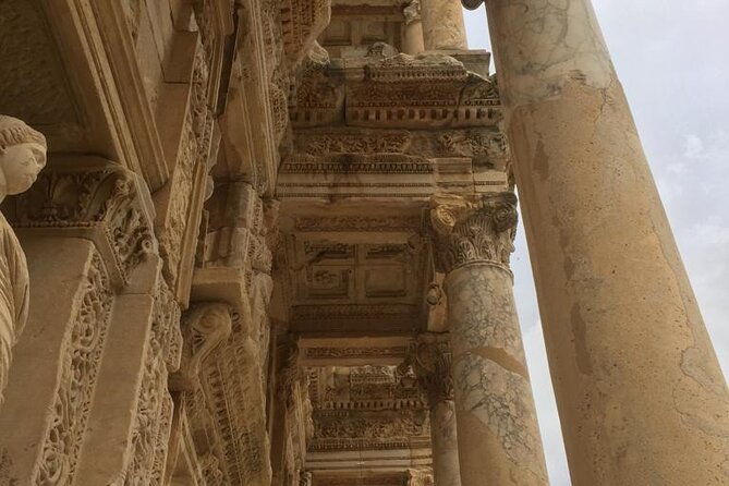 private-tour-from-izmir-to-ephesus-artemission-virgin-mary-house-incl-lunch