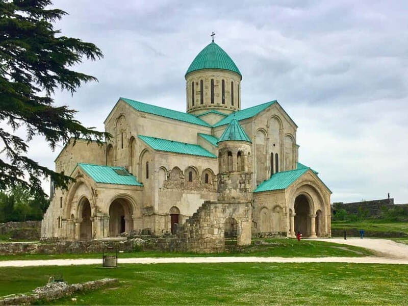 Private tour from KUTAISI: Bagrati, Gelati and Motsameta - A Deep Dive into the Experience