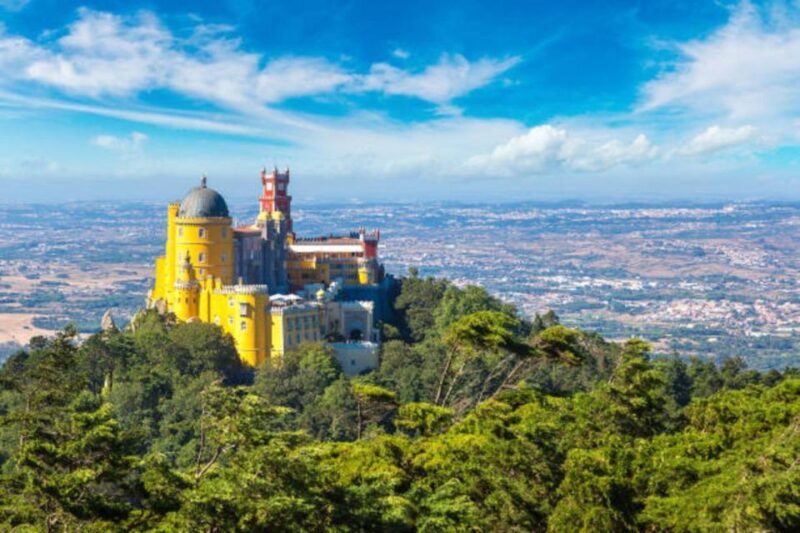 private-tour-from-lisbon-sintra-pena-palace-and-cascais-2