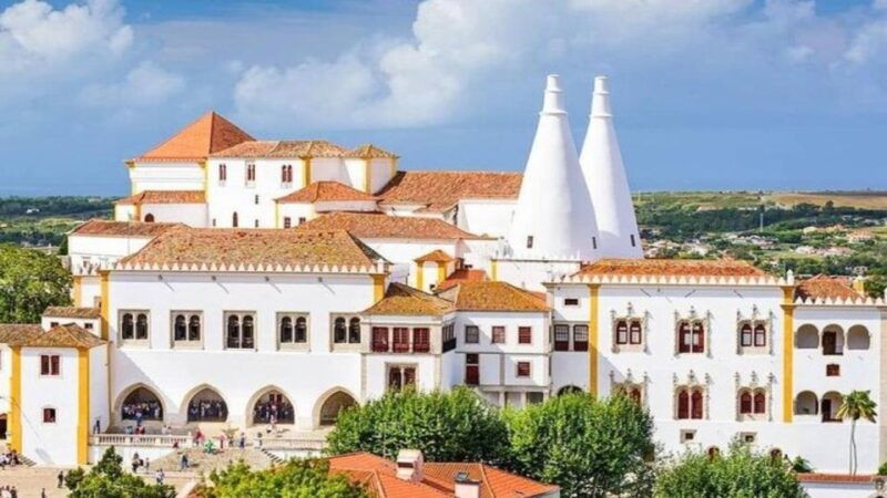private-tour-from-lisbon-sintra-pena-palace-and-cascais-2
