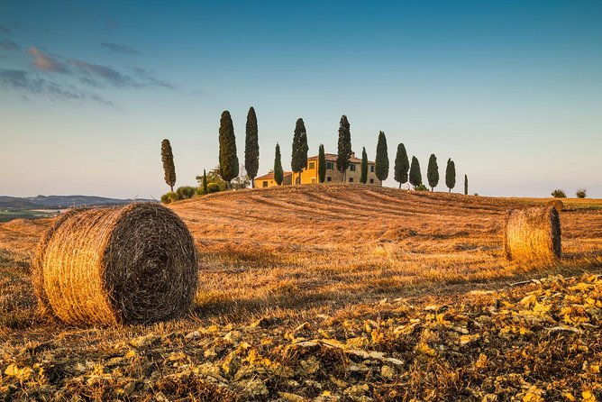private-tour-from-livorno-port-to-san-gimignano-volterra