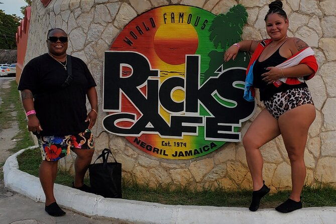 private-tour-from-montego-bay-to-negril-and-ricks-cafe