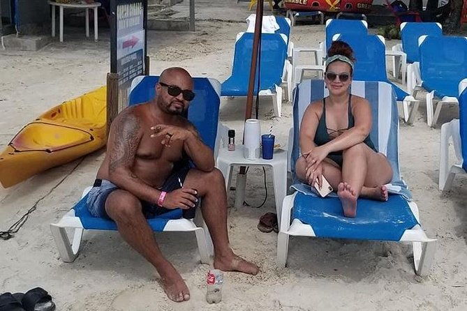 private-tour-from-montego-bay-to-negril-and-ricks-cafe