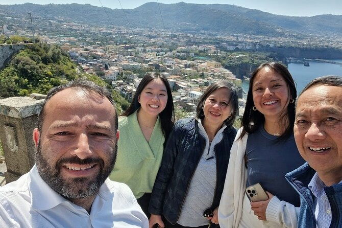 private-tour-from-naples-positano-sorrento-pompeii-in-8-hours