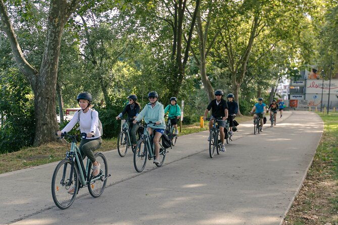private-tour-from-paris-to-versailles-by-electric-bike