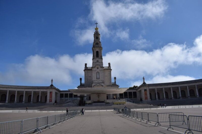 private-tour-from-porto-to-fatima-coimbra-with-lunch