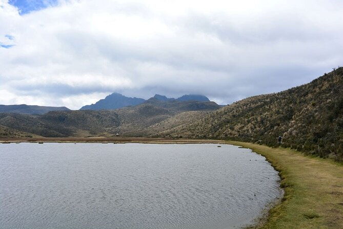 private-tour-from-quito-to-cotopaxi-volcano-rose-plantation