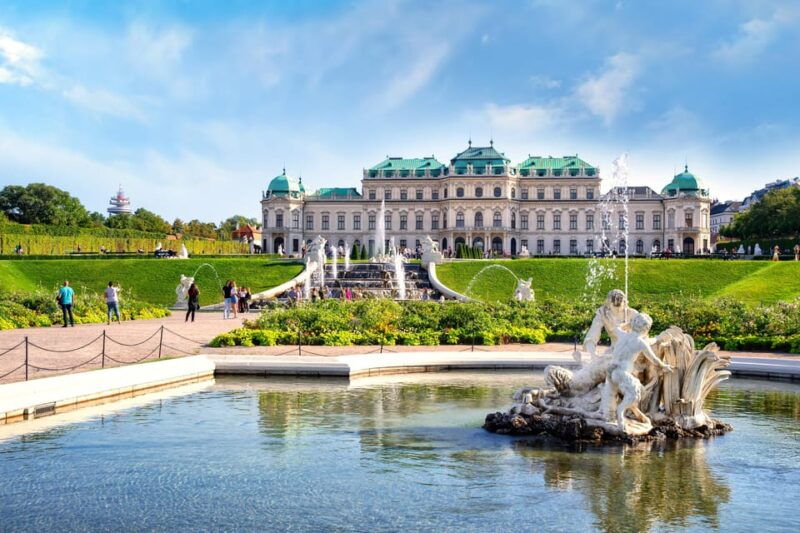 private-tour-from-salzburg-to-vienna-and-back-in-english