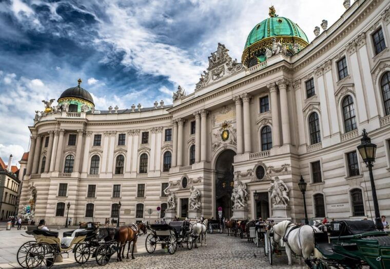 private-tour-from-salzburg-to-vienna-and-back-in-english