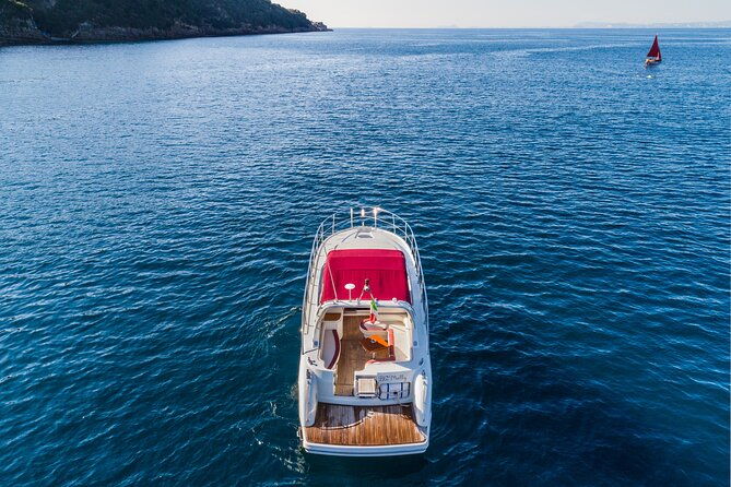 private-tour-from-sorrento-to-capri-raffaelli-shamal-40