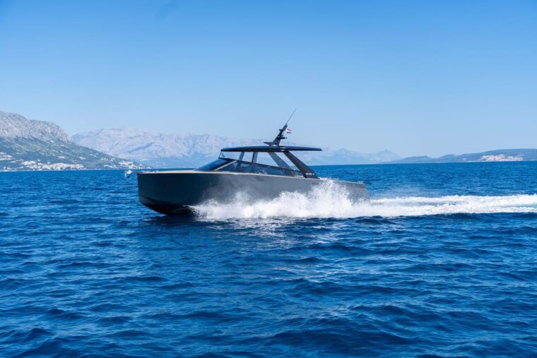 private-tour-from-split-area-to-hvar-pakleni-island