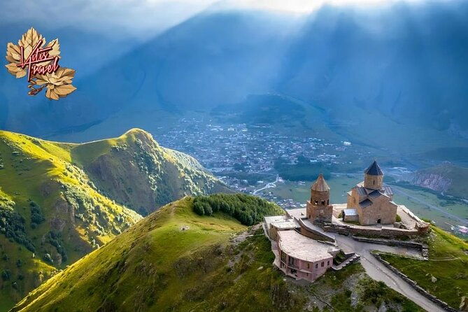 private-tour-from-tbilisi-to-kazbegi-and-gudauri