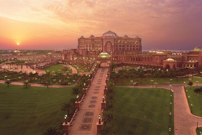 Private Tour: Full-Day Abu Dhabi Tour From Dubai - What Travelers Love About This Tour