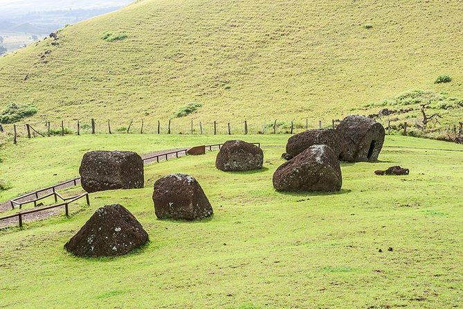private-tour-full-day-easter-island-birdman-cult