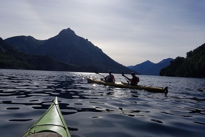 private-tour-full-day-kayak-to-nahuel-huapi-lake