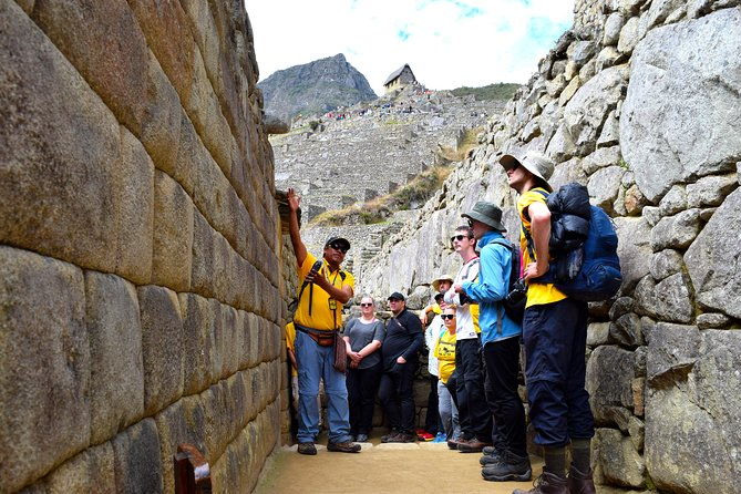 private-tour-full-day-machu-picchu-with-lunch