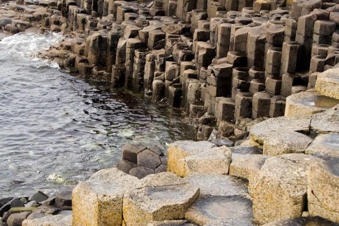private-tour-game-of-thrones-and-giants-causeway-full-day-tour-from-belfast