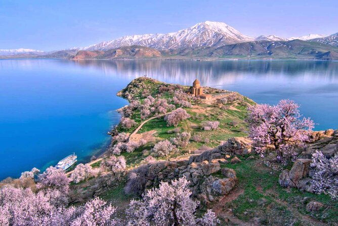 private-tour-garni-temple-geghard-monastery-lake-sevan-dilijan