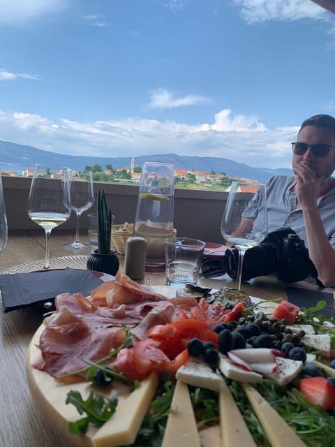 private-tour-gin-honey-and-wine-discover-korcula