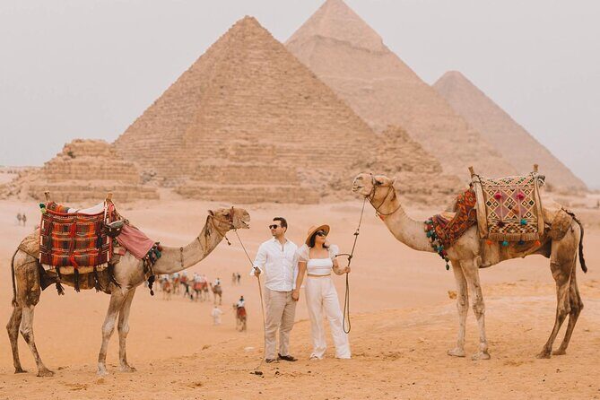 Private Tour Giza Pyramids ,Cairo Museum ,Camel Ride & lunch - Key Points