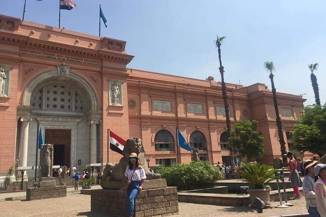 Private Tour Giza pyramids, Sphinx and Egyptian Museum with Expert guide - FAQ
