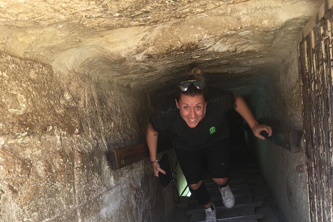 Private Tour Giza Pyramids, Sphinx, Memphis, and Saqqara - FAQ