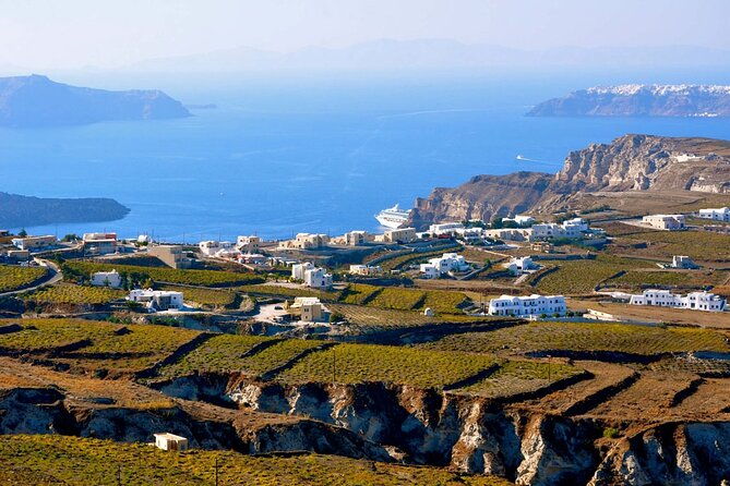private-tour-great-wines-and-famous-towns-of-santorini