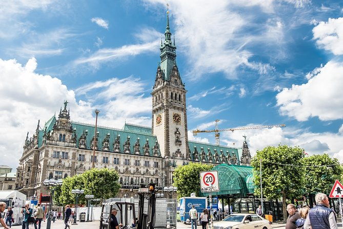 private-tour-guide-hamburg-with-a-local-kickstart-your-trip-personalized