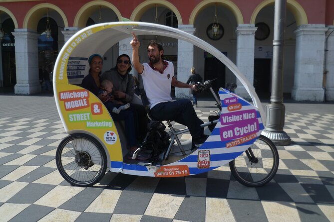 private-tour-guide-of-nice-in-electric-taxibikes-2