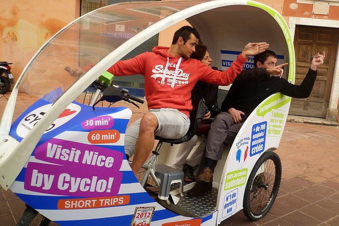 private-tour-guide-of-nice-in-electric-taxibikes-2