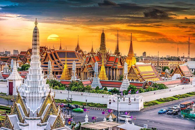 Private Tour Guide Service with Transport(Van) in Bangkok (SHA Plus) - Key Points