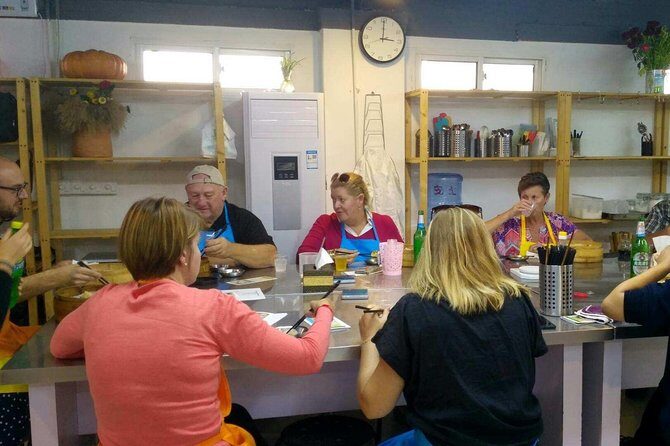 Private Tour: Half-day Chinese Cooking Lesson in Shanghai - Key Points