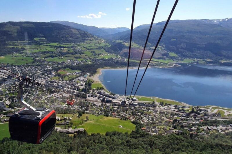 private-tour-hardangerfjord-voss-gondol-4-great-waterfalls