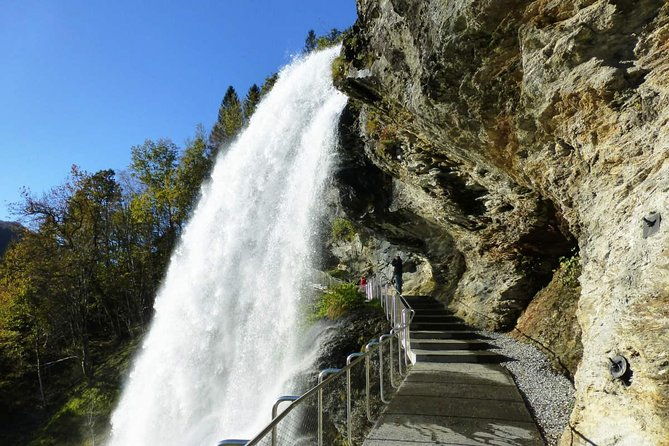 private-tour-hardangerfjord-voss-gondola-4-great-waterfalls