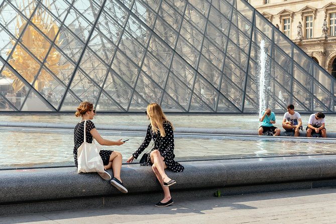 private-tour-highlights-hidden-gems-of-paris-with-locals